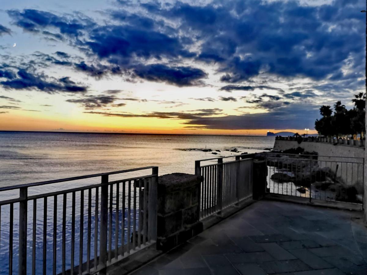Alghermanzoni Alghero Exteriör bild